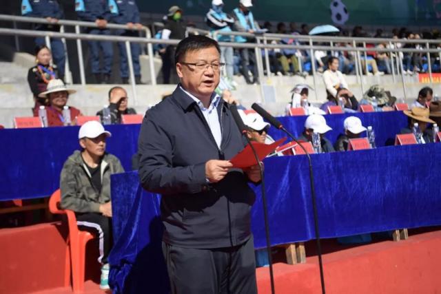 湖人引入年轻中锋卡斯特罗，裁员威廉·凯尔三世